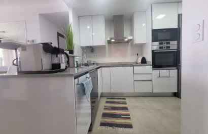 Resale - Apartment / flat - Torrevieia - Punta Prima