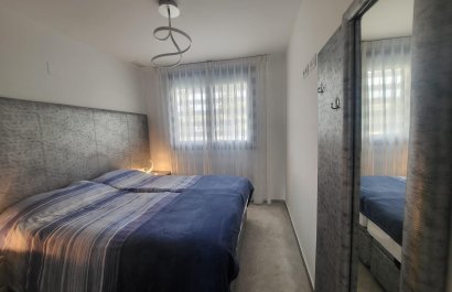 Resale - Apartment / flat - Torrevieia - Punta Prima