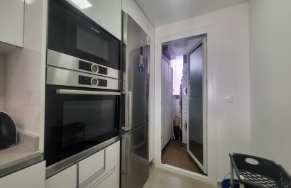 Resale - Apartment / flat - Torrevieia - Punta Prima