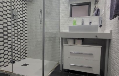 Resale - Apartment / flat - Torrevieia - Punta Prima