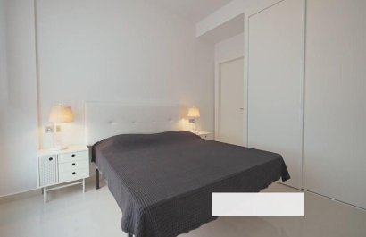 Resale - Apartment / flat - Torrevieia - Center