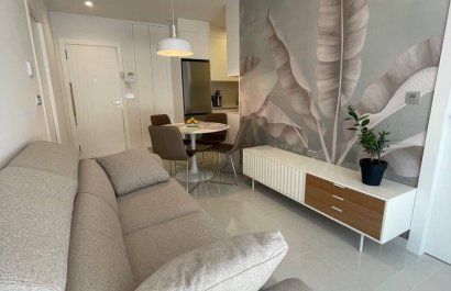 Resale - Apartment / flat - Torrevieia - Center