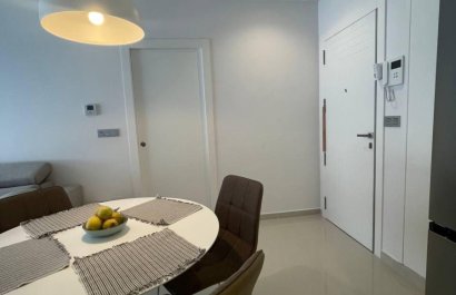 Resale - Apartment / flat - Torrevieia - Center