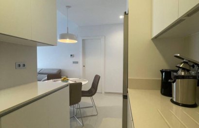 Resale - Apartment / flat - Torrevieia - Center