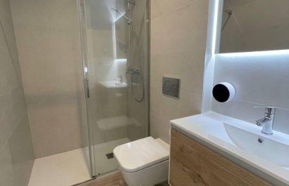 Resale - Apartment / flat - Torrevieia - Center