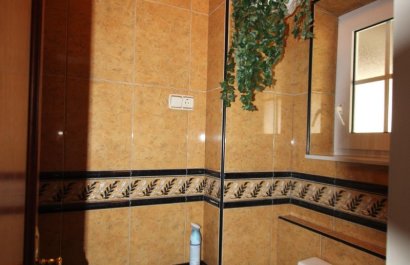 Resale - Villa - Torrevieia - Punta Prima