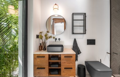 Resale - Villa - Marbella - Nueva Andalucía