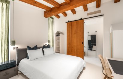 Resale - Villa - Marbella - Nueva Andalucía