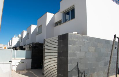 Resale - Townhouse / Duplex / Corner - Guardamar del Segura