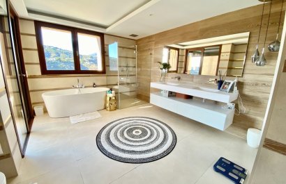 Resale - Apartment / flat - Benahavís - La Quinta