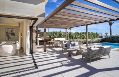 Resale - Villa - Estepoa - New Golden Mile