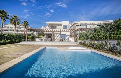 Resale - Villa - Estepoa - New Golden Mile