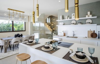 Resale - Villa - Estepoa - New Golden Mile