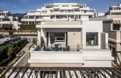 Resale - Villa - Estepoa - New Golden Mile