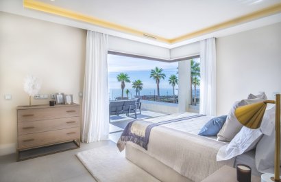 Resale - Villa - Estepoa - New Golden Mile