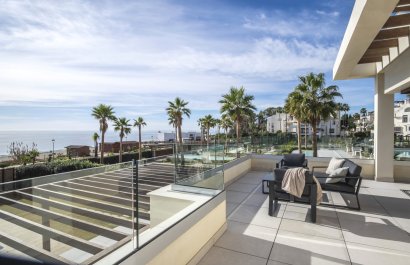 Resale - Villa - Estepoa - New Golden Mile