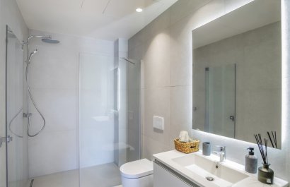 Resale - Villa - Estepoa - New Golden Mile