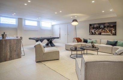 Resale - Villa - Estepoa - New Golden Mile