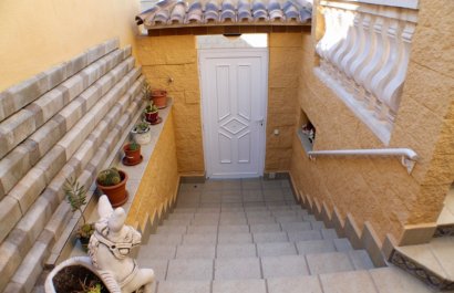 Resale - Villa - La Nucía - Urbanizaciones