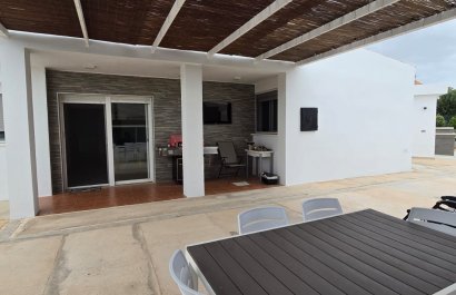 Resale - Villa - La Nucía - Convent De Les Montjes