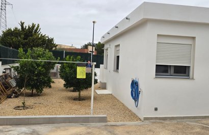 Resale - Villa - La Nucía - Convent De Les Montjes