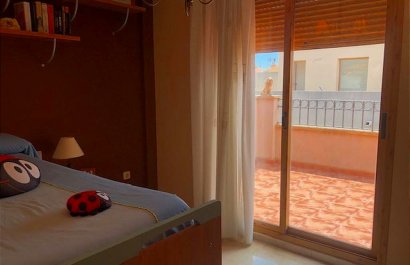 Resale - Townhouse / Duplex / Corner - La Nucía - town