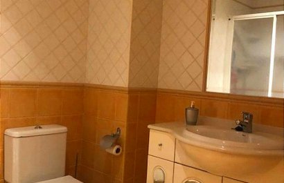 Resale - Townhouse / Duplex / Corner - La Nucía - town