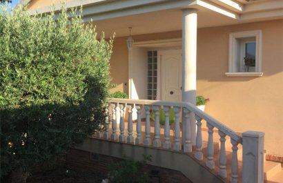 Resale - Townhouse / Duplex / Corner - Alfas del Pí - Colonia Escandinavia-Cautivador