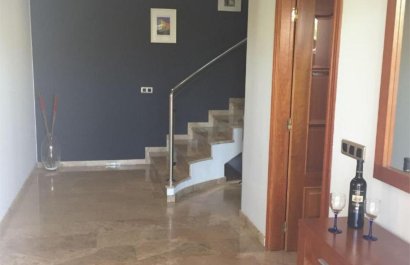 Resale - Townhouse / Duplex / Corner - Alfas del Pí - Colonia Escandinavia-Cautivador