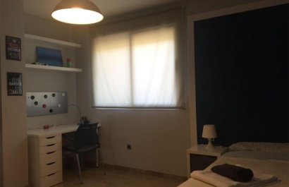 Resale - Townhouse / Duplex / Corner - Alfas del Pí - Colonia Escandinavia-Cautivador