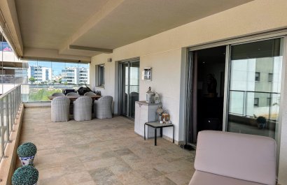 Resale - Apartment / flat - Orihuela Costa - La Zenia