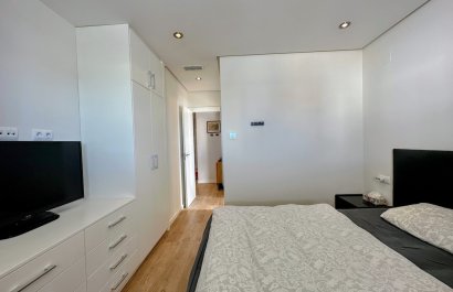 Resale - Apartment / flat - Orihuela Costa - La Zenia