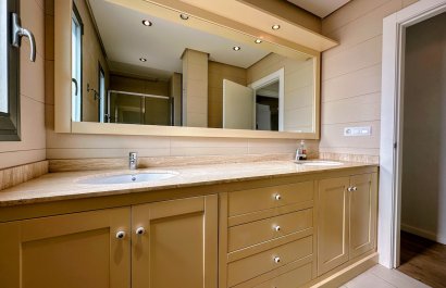 Resale - Apartment / flat - Orihuela Costa - La Zenia