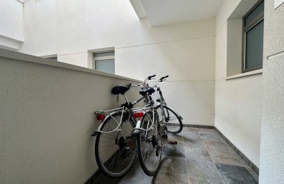 Resale - Apartment / flat - Orihuela Costa - La Zenia