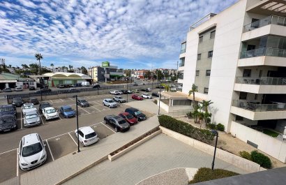 Resale - Apartment / flat - Orihuela Costa - La Zenia