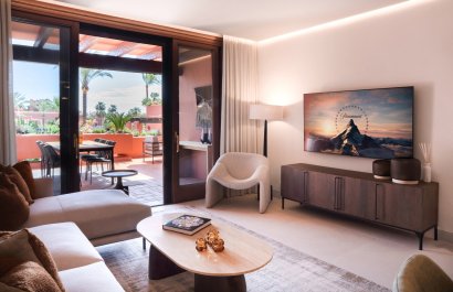 Resale - Apartment / flat - Estepoa - New Golden Mile