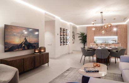 Resale - Apartment / flat - Estepoa - New Golden Mile