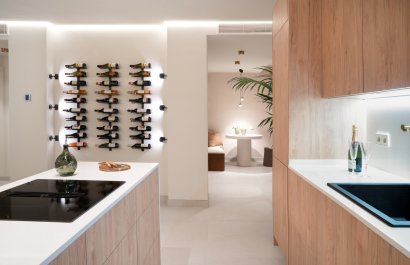 Resale - Apartment / flat - Estepoa - New Golden Mile