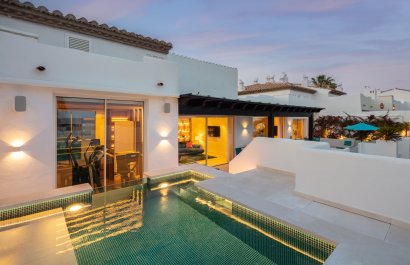 Resale - Apartment / flat - Marbella - Golden Mile