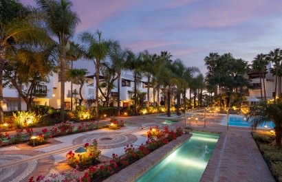 Resale - Apartment / flat - Marbella - Golden Mile