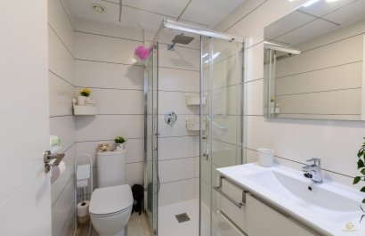 Resale - Apartment / flat - Orihuela Costa - Villamartín