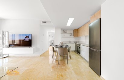 Resale - Apartment / flat - Punta Prima