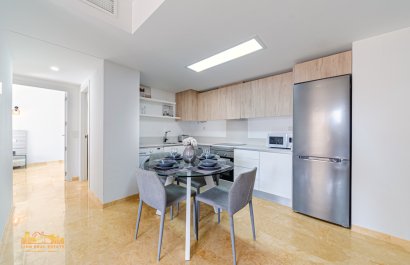 Resale - Apartment / flat - Punta Prima