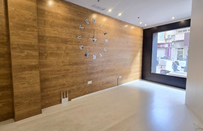 Resale - Commercial - Guardamar del Segura - Center