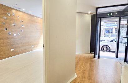 Resale - Commercial - Guardamar del Segura - Center