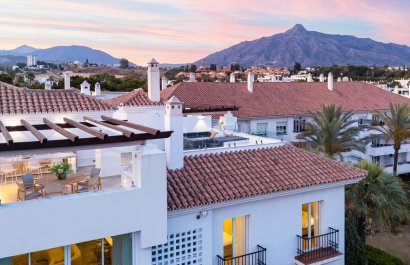 Resale - Apartment / flat - Marbella - Nueva Andalucía