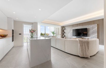 Resale - Apartment / flat - Marbella - Nueva Andalucía