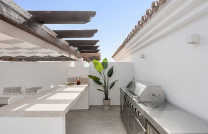 Resale - Apartment / flat - Marbella - Nueva Andalucía