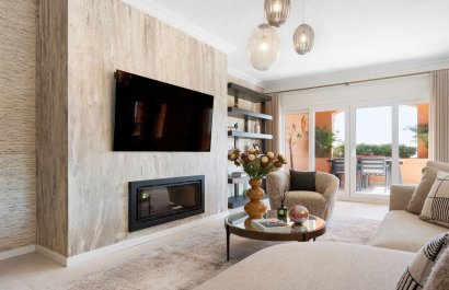 Resale - Apartment / flat - Marbella - Nueva Andalucía