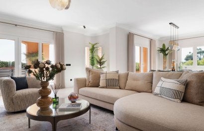 Resale - Apartment / flat - Marbella - Nueva Andalucía